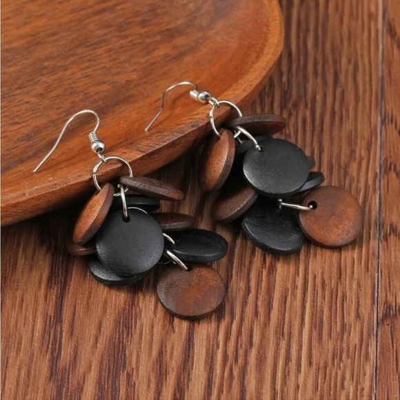 WOOD EARRINGS - Picture 4 of 4